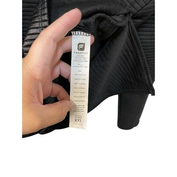 Fabletics Bre Long Sleeve Sweatshirt Top Quilted Black High low hem Womens XXL - Picture 4 of 9